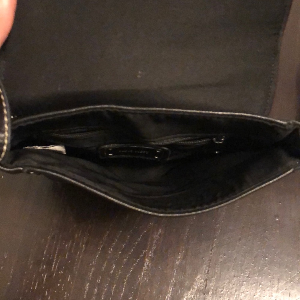 2 for $10 ~~Nine West crossbody purse - Picture 3 of 4